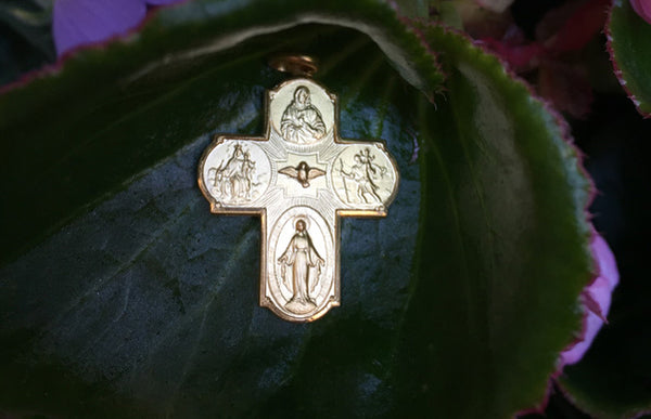 The meaning of the Four-Way Cross & Scapular Medal
