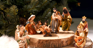 How to arrange a Nativity Scene in such an original way