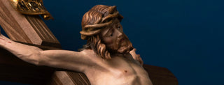 how to choose a crucifix for home