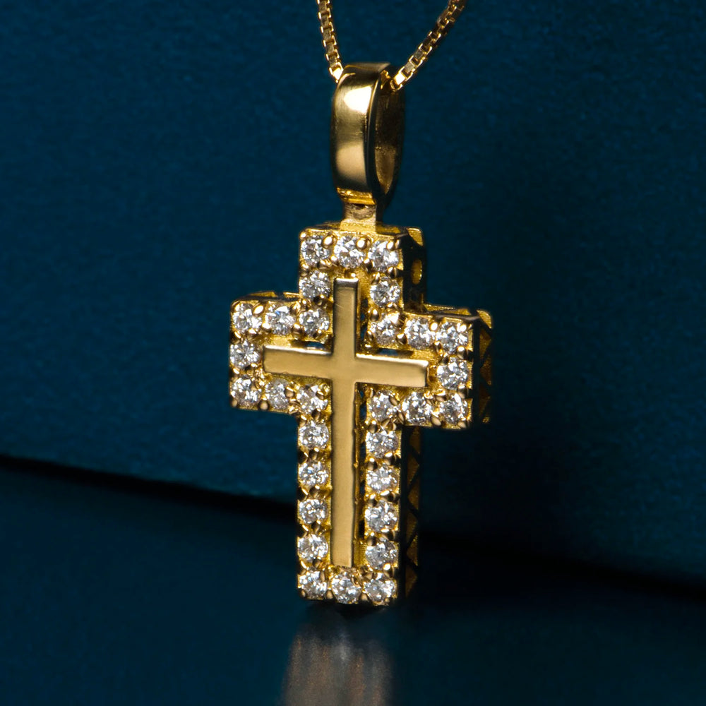 Cross diamond necklace 18kt