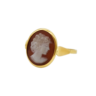 Cameo ring gold
