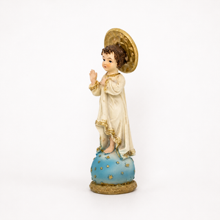 Child jesus blessing statue