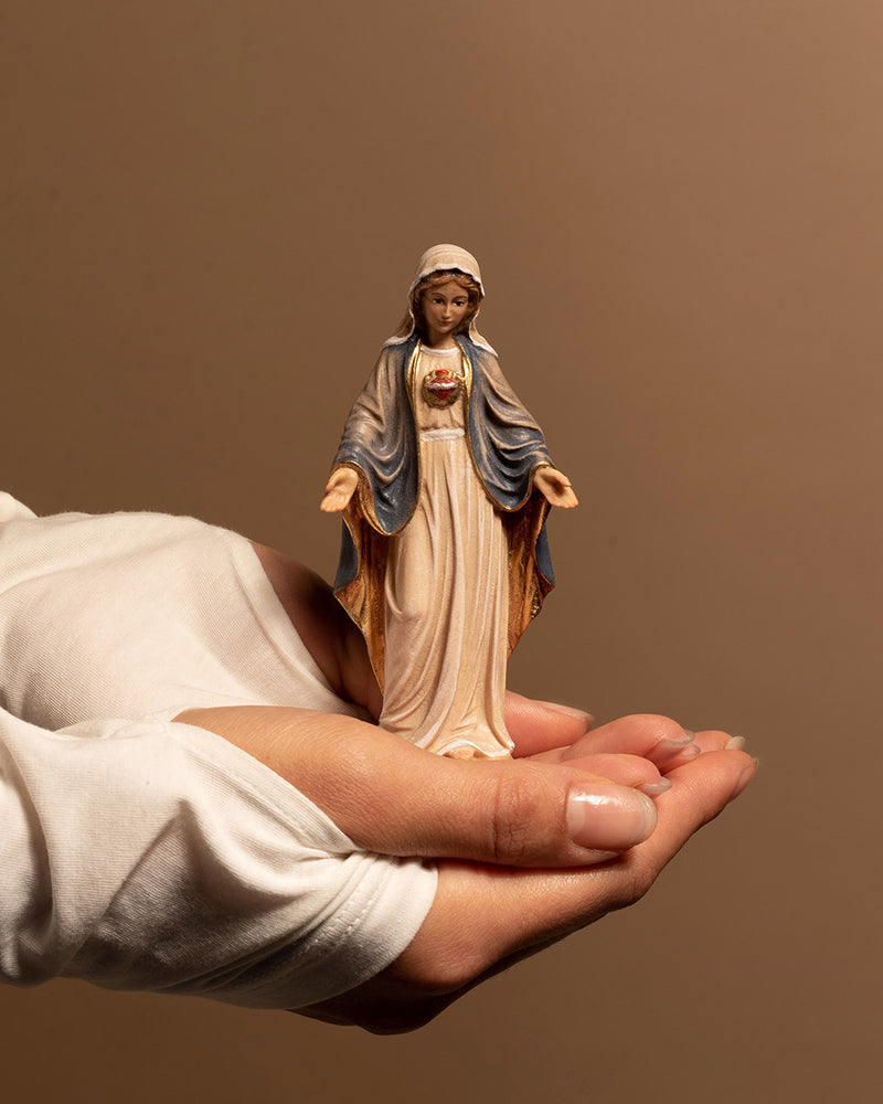 Sacred Heart of Mary Statue in Wood