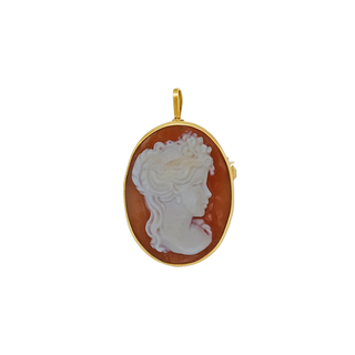 Woman profile  cameo brooch and pendant in 18k gold