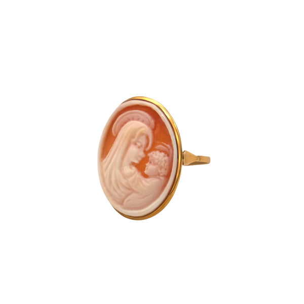 Infant Jesus and Mother Mary Cameo Ring in 18k Gold