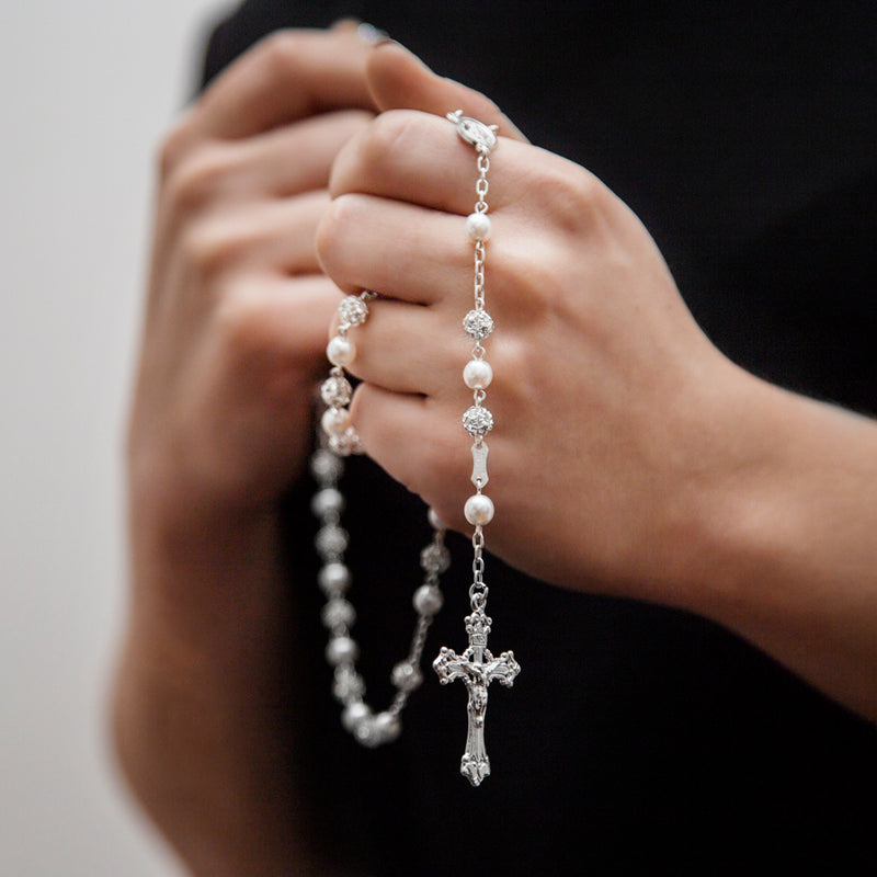 Pearl and Swarovski rosary bead