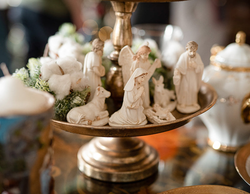 White resin Nativity figurines